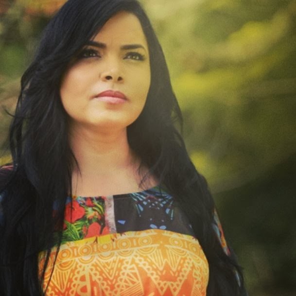 Eliane Silva Se Prepara Para Gravar Clipe eliane silva se prepara para gravar clipe