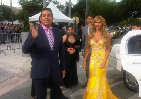 http://2.bp.blogspot.com/-TnV-TZfhp-4/Tbn9pwwfEwI/AAAAAAAACRE/gKbmPaNmCTo/s1600/premios+billboard+presentadores.PNG