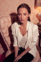 Alicia Vikander HQ photo