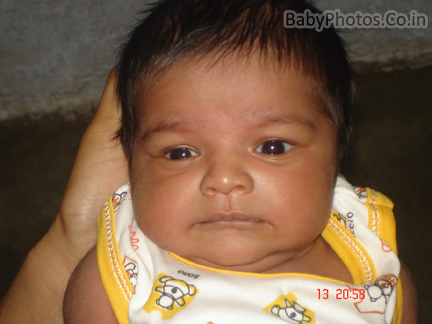 New born baby Photos Pictures