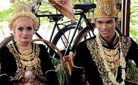 Foto Tria Changcuters Menikahi Gadis Temanggung Foto Tria Changcuters Menikahi Gadis Temanggung