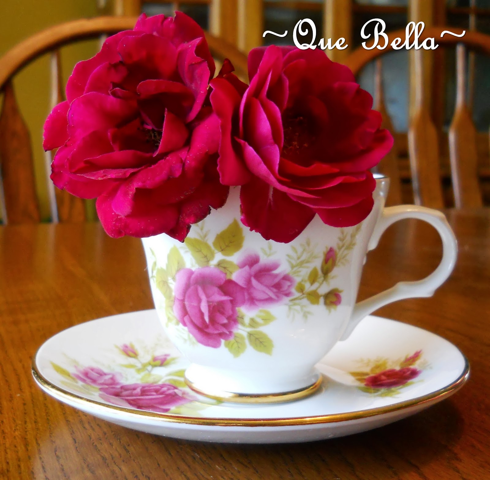 Que Bella Tea Cups and Roses
