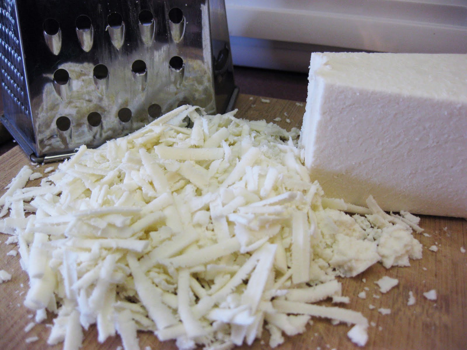 Bloatal Recall Quinoa Fritters with Red Pepper Mayonnaise
