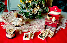 decori natalizi per case di bambola