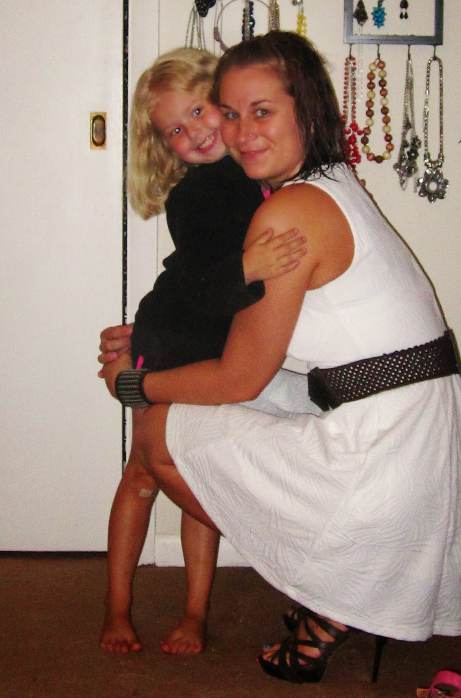 LowBudget Fashionista White Dress with Brown Belt