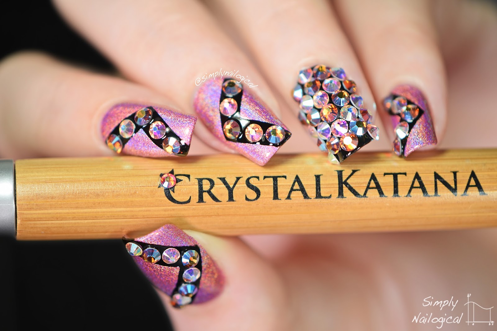 Simply Nailogical: Crystal bling nails with the Crystal Katana