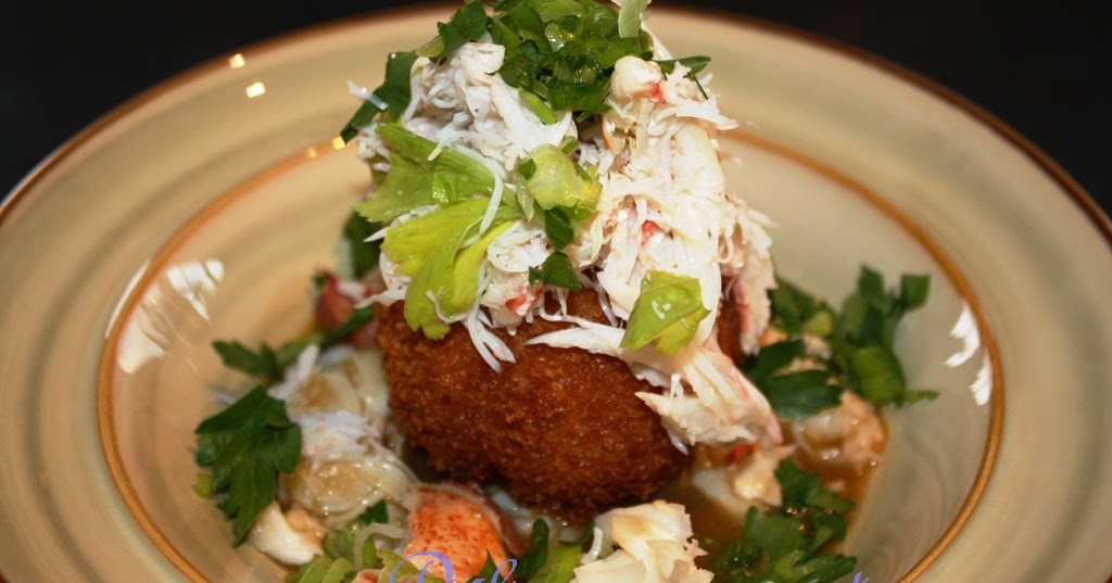 Délinquances et saveurs Arancinis aux crevettes sur bisque de homard, garniture au crabe