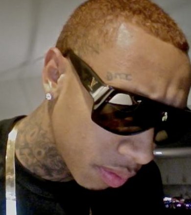 justin bieber dyed his hair blonde. Tyga dyed his hair blonde too!