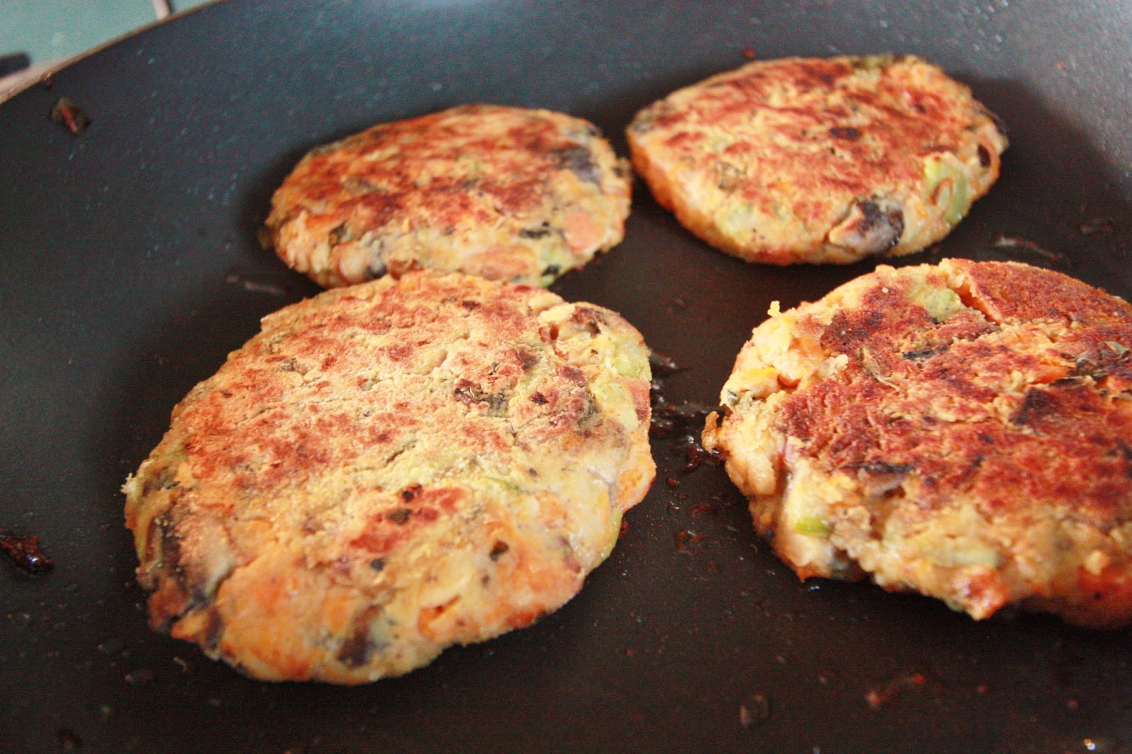 River Food Butter Bean Veggie Burger