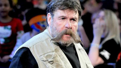 wwe-raw-february-11-2013-uncle-zeb-colter.jpg