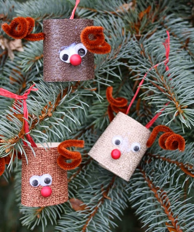 Christmas craft from toilet paper rolls