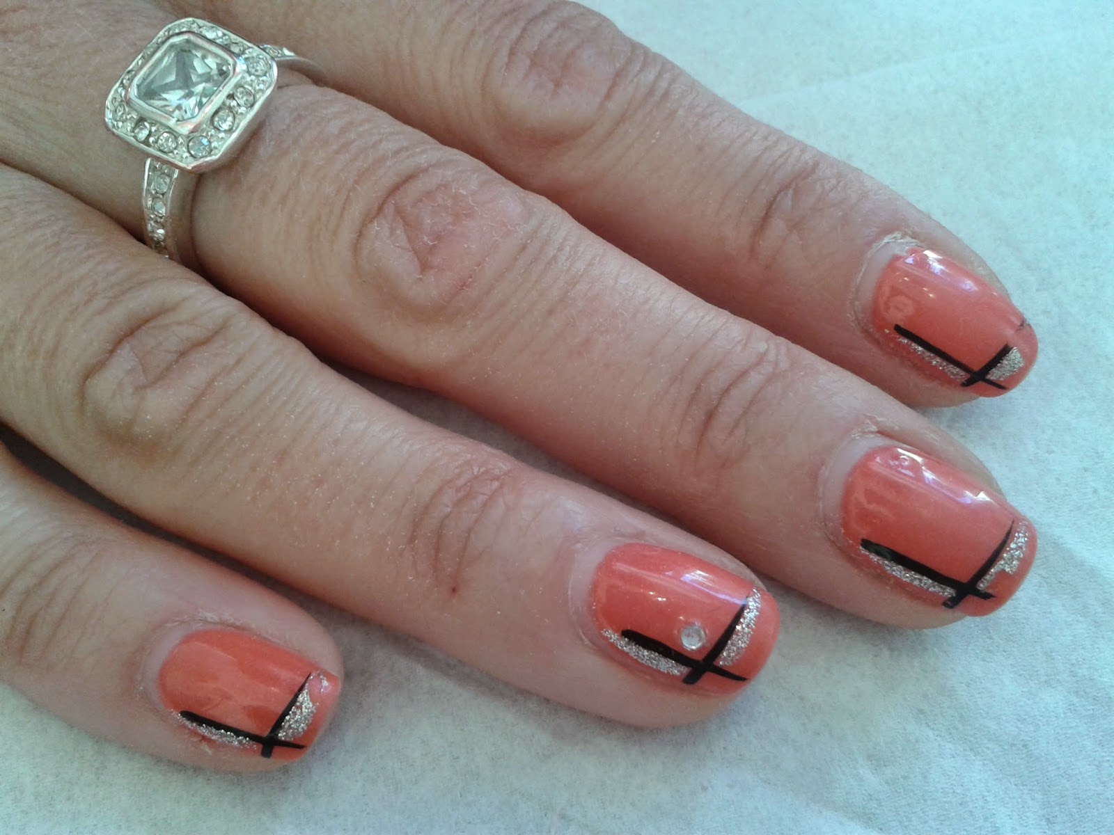 Avant la dépose, notre cliente a gardé son vernis 3 semaines.
