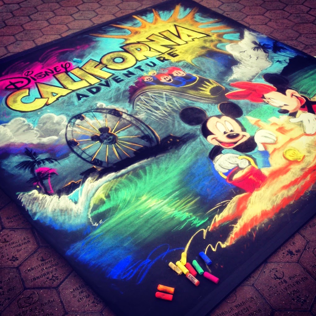 Disney Sisters Show Your DisneySidewalk Program with Disney Artist