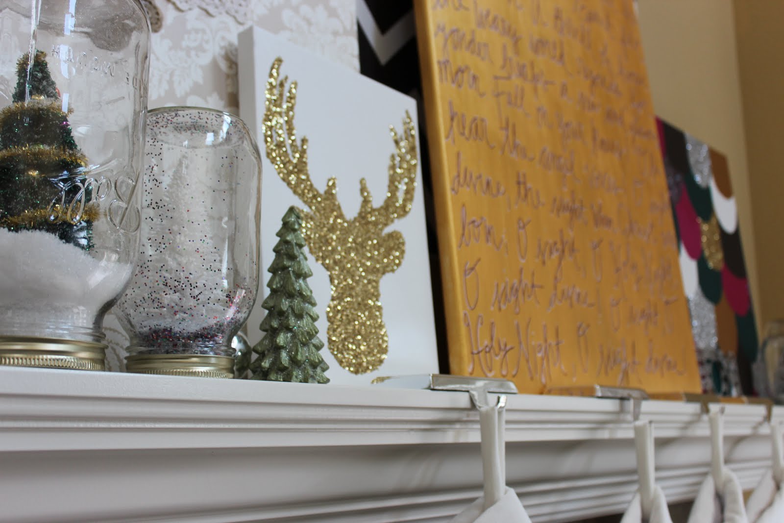 Daisy Dreaming My DIY mantle art projects