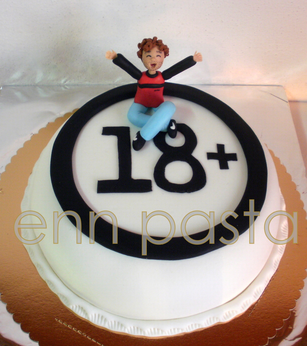 Enn Pasta 18 Yaş Pastası