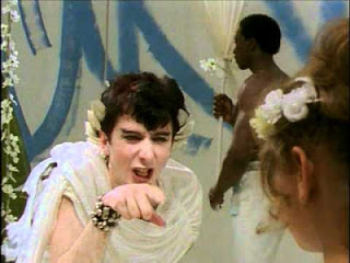 Who sings tainted love image