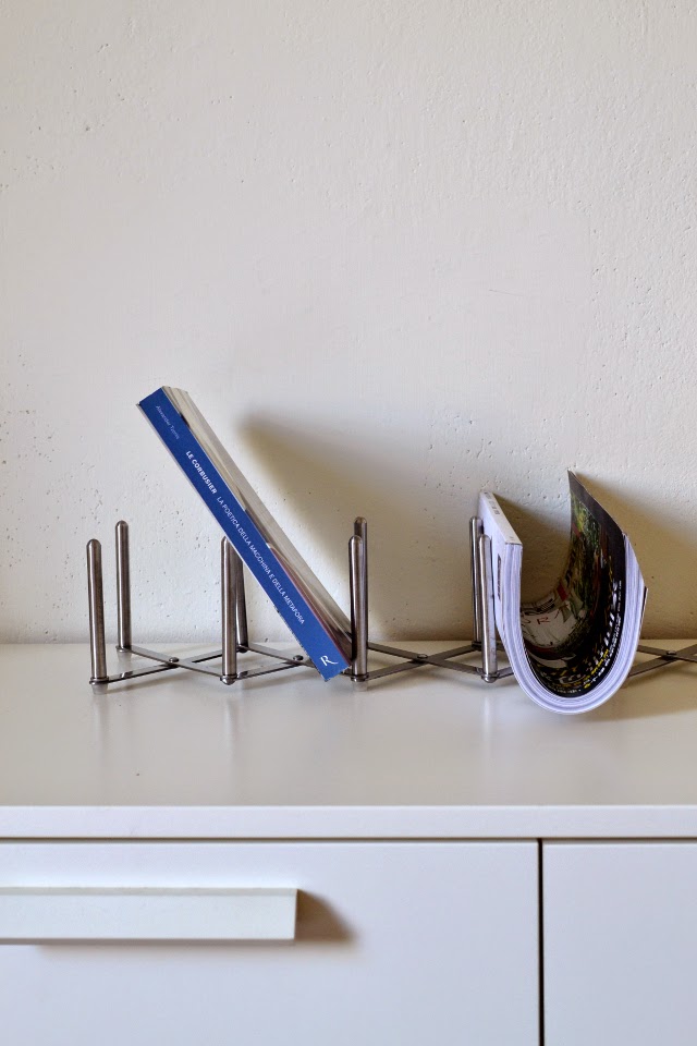 LAUsNOTEbook Easy Book Rack Ikea Hack