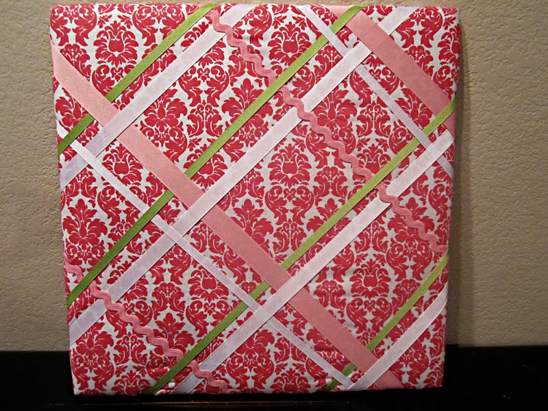 beckaboo DIY Ribbon Board