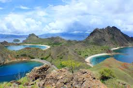 Wisata Flores, Menjelajah Gunung Hingga Bawah Laut Wisata Flores, Menjelajah Gunung Hingga Bawah Laut