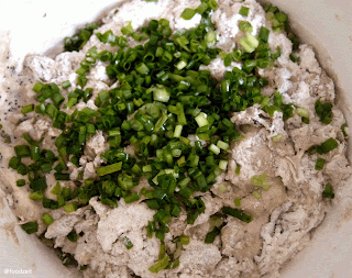 dough with spring onions