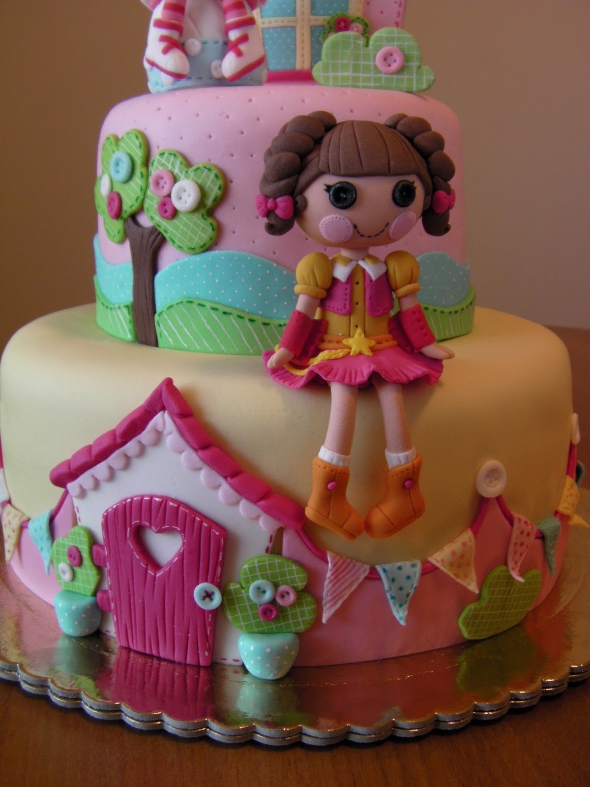 Studio "FONDANT DESIGN ANA" Figurice za torte (fondant figures