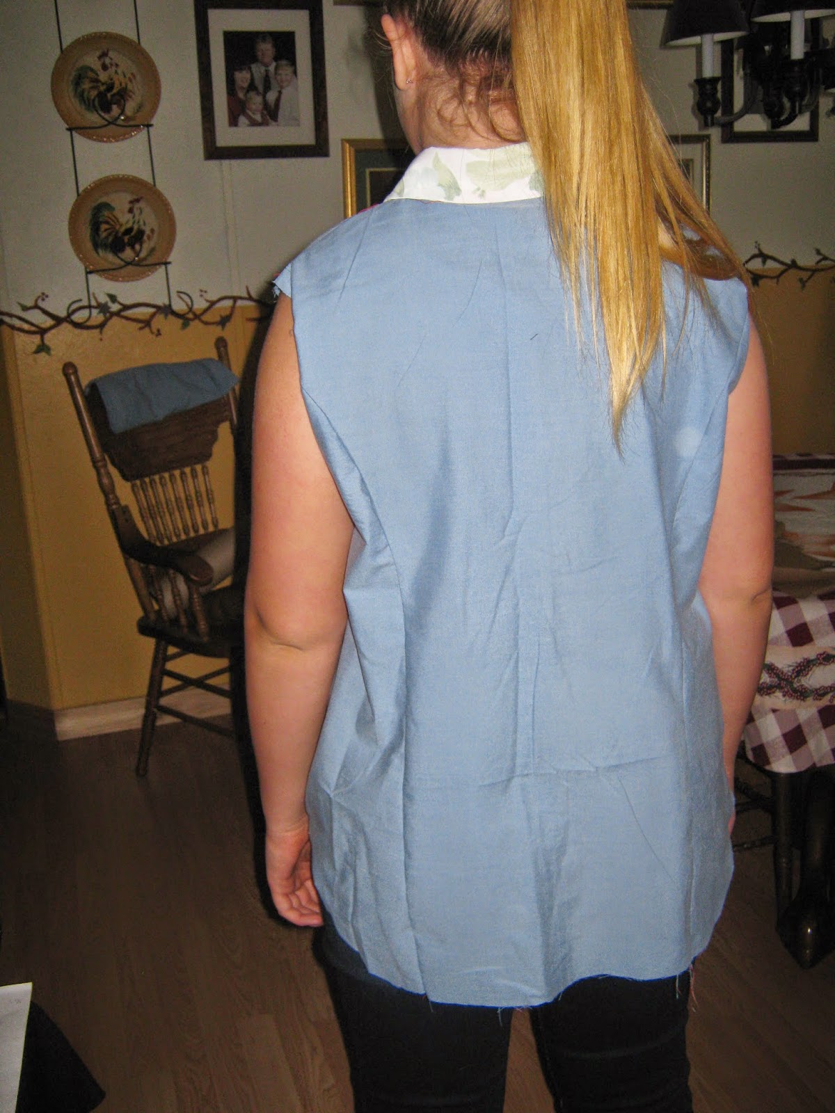 McCall 4922 Princess Seam Top Second Muslin www.sewplus.blogspot.com McCall 4922 Princess Seam Top Second Muslin www.sewplus.blogspot.com