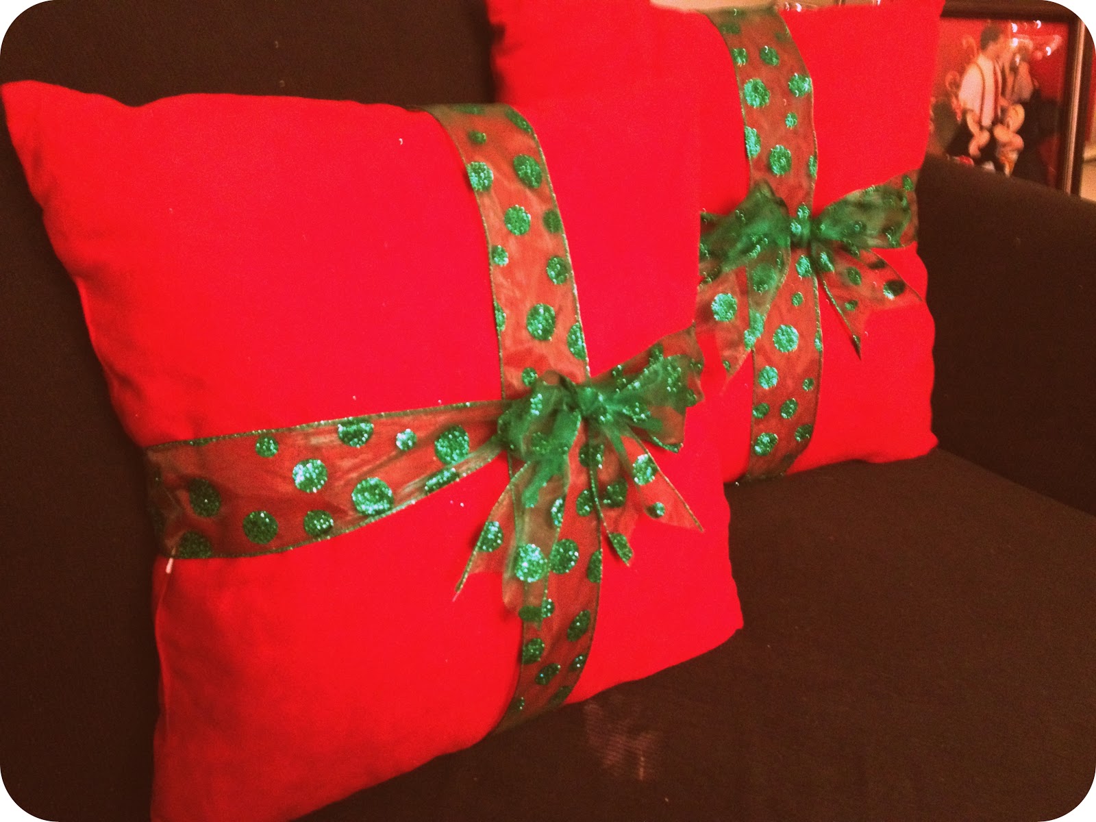 PaperLark Studio: November 2012