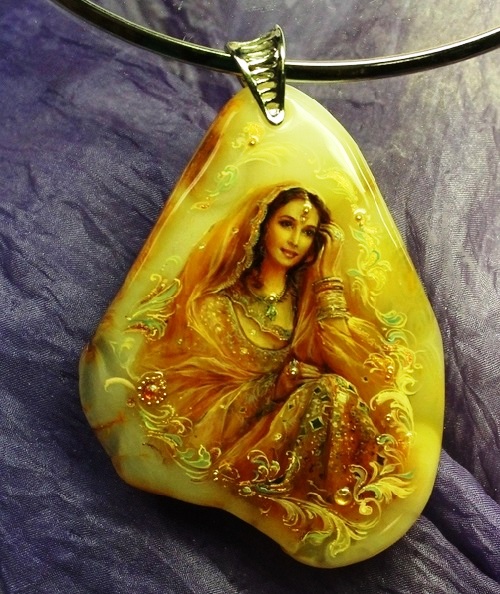 miniature painting on natural stone crafts and arts ideas