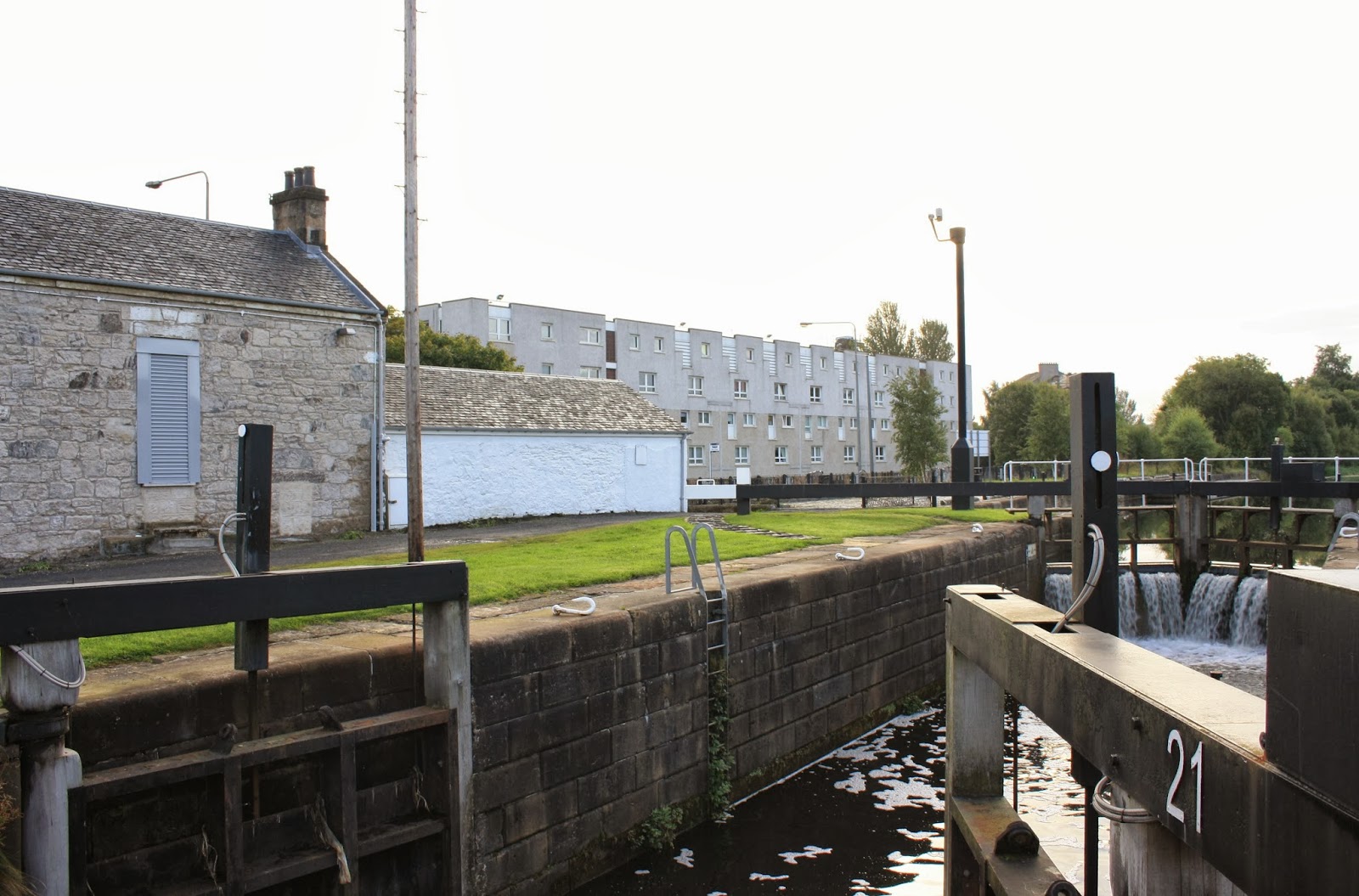 Glasgow Punter Maryhill is Wonderful (Walking Through Maryhill With