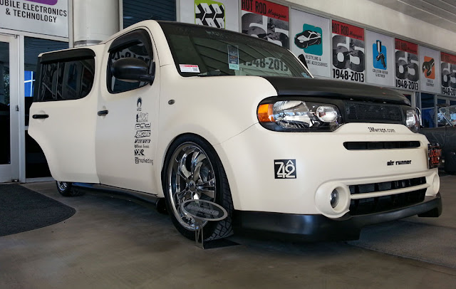 MicroCarMag/LoganBuilt Nissan Cube from the 2012 SEMA Show