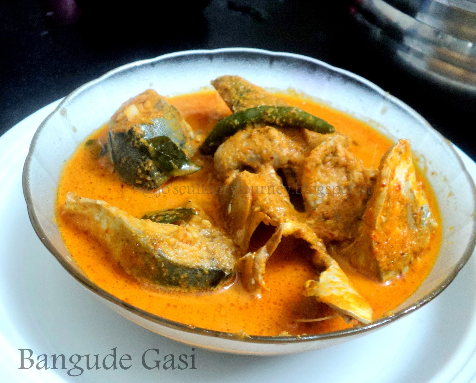 Jo's culinary journey Authentic Mangalorean fish curry..."Bangude Gasi"