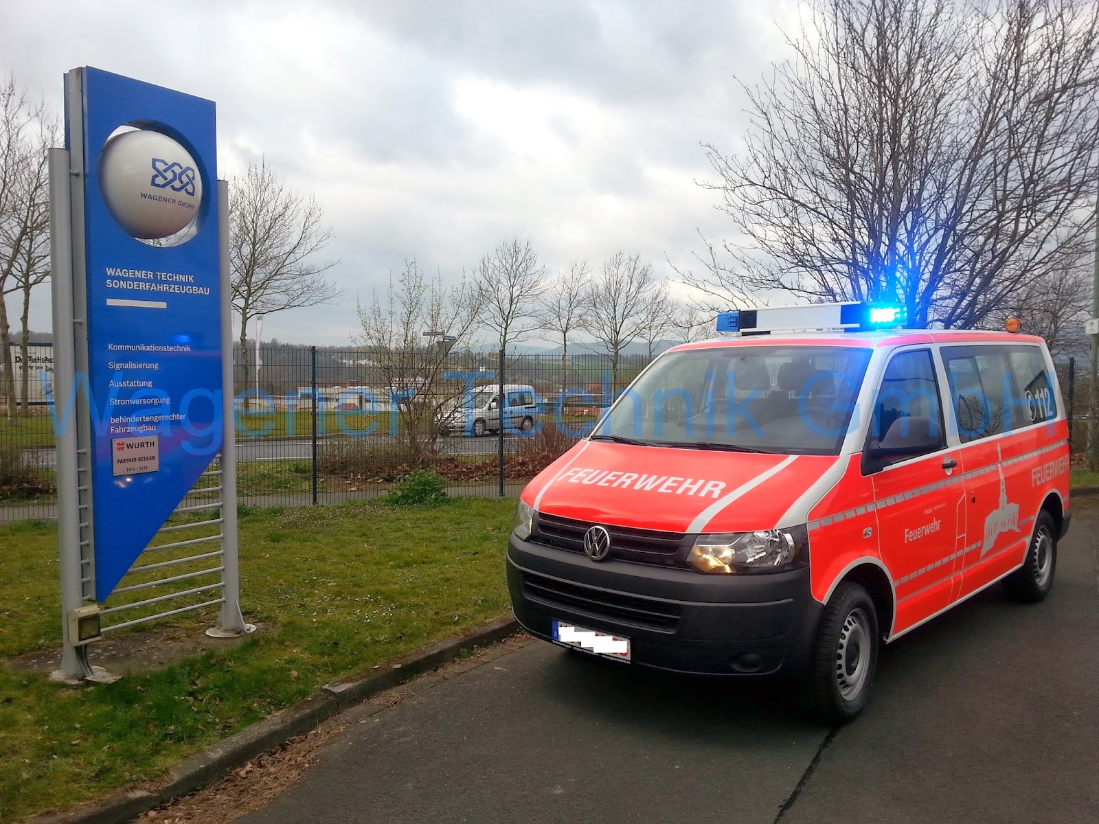 Wagener Technik Sonderfahrzeugbau Übergabe MTW Feuerwehr Kassel