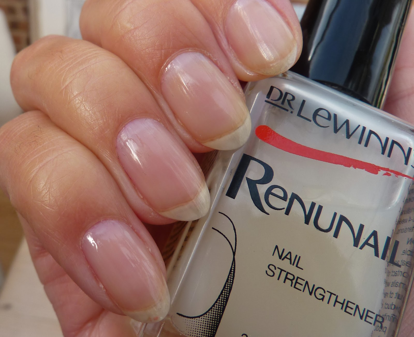 BEAUTY & LE CHIC Dr LeWinn's Renunail AKA RockHardNails