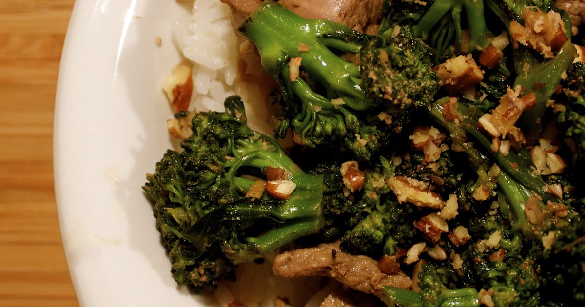 modern garden healthy stirfry 3 {broccolini, walnuts and gingered