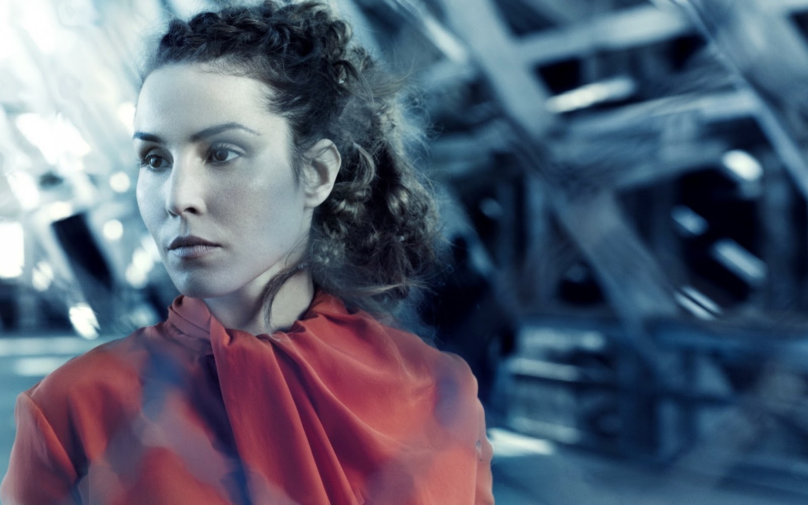 Hollywood actress wallpapers: Noomi Rapace hd wallpapers