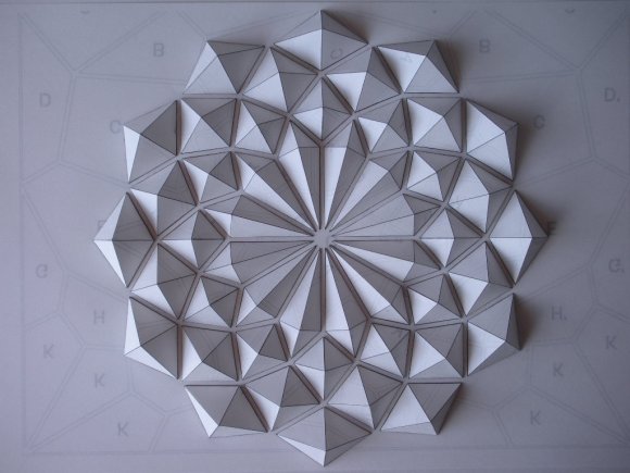 kota hiratsuka mosaicos de origami papel colorido kota hiratsuka mosaicos de origami papel colorido