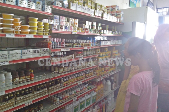 Persiapan Natal, Penjualan Toko Peralatan dan Bahan Kue