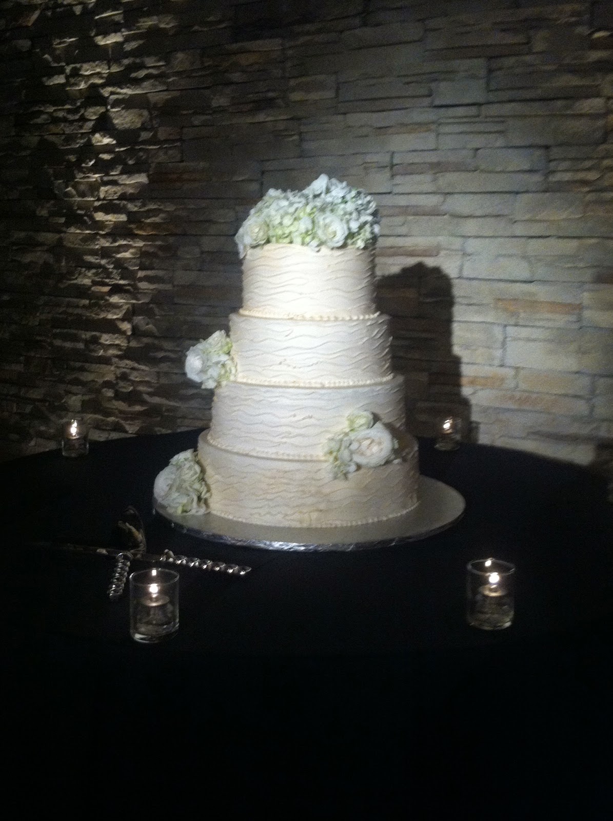 Fly Me To The Moon Sneak Peeks At Two Weddings By