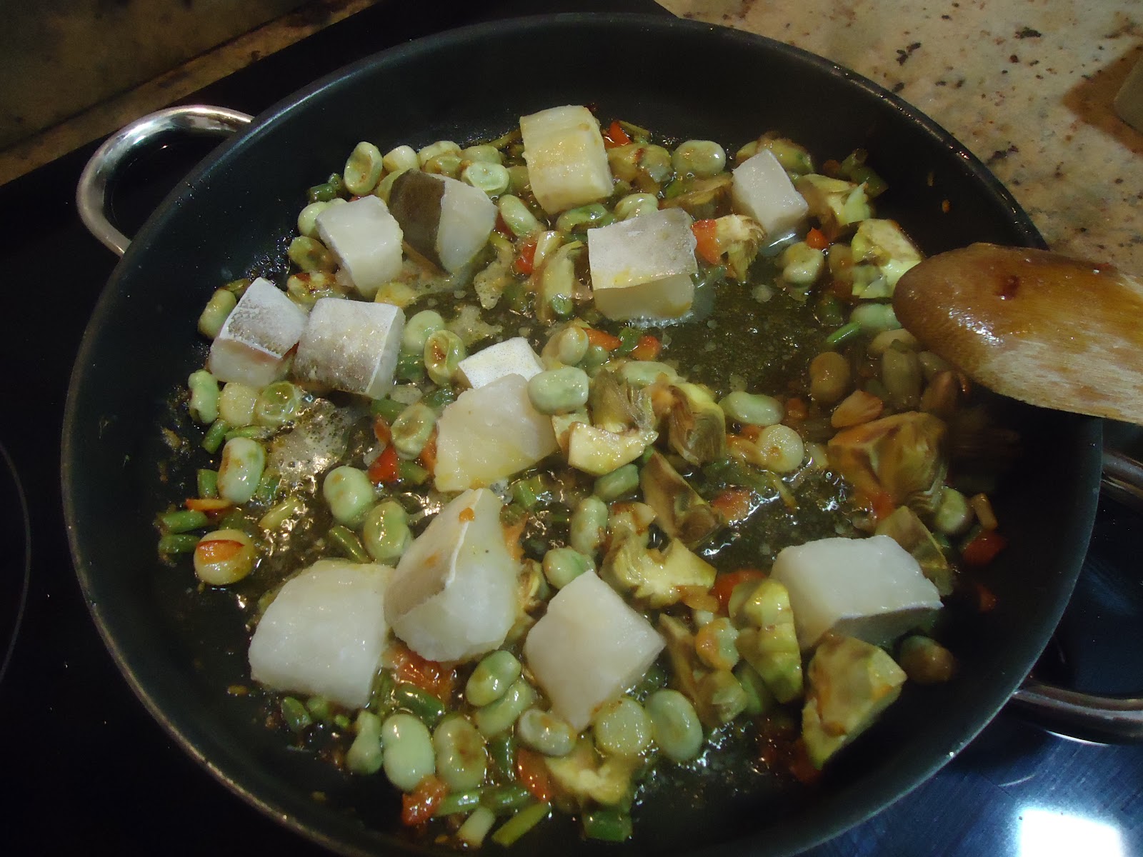 Las receticas de Anica Paella de verduras con bacalao