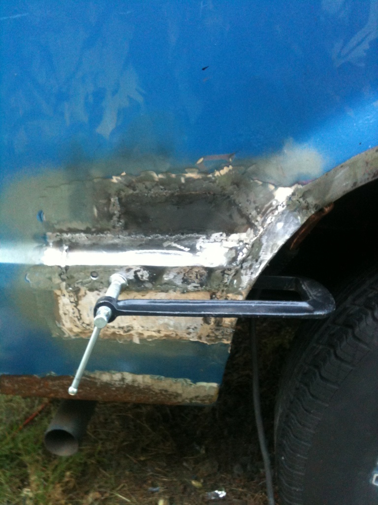 Rust repair on a 1988 Econoline150 cargo van