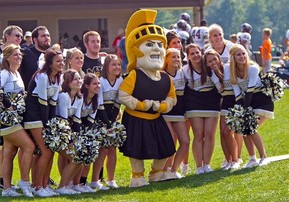 Photo Potpourri Game Day A look at Manchester University campus