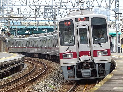 東武伊勢崎線　普通　浅草行き1　30000系(H26.12運用終了)