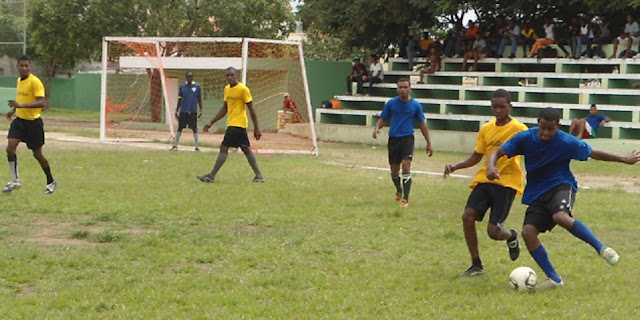 CLUB ONDINA  LIDERA EL TORNEO DE FÚTBOL DE HATO MAYOR