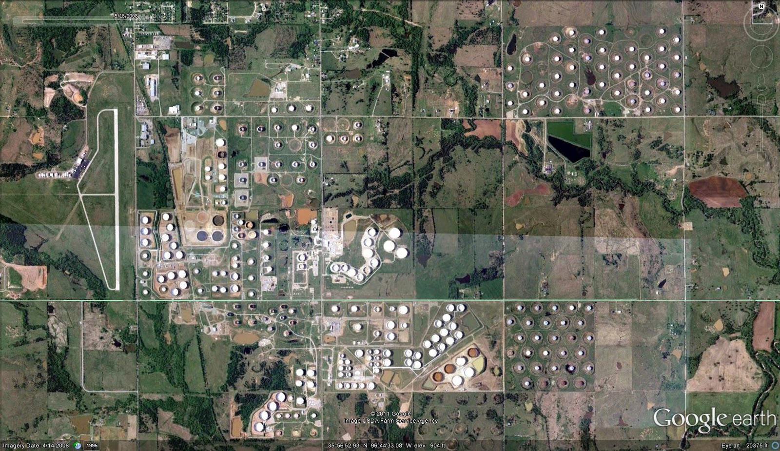 Crude Oil Daily Cushing Crude Oil Stockpiles Fall 2.3, Satellite