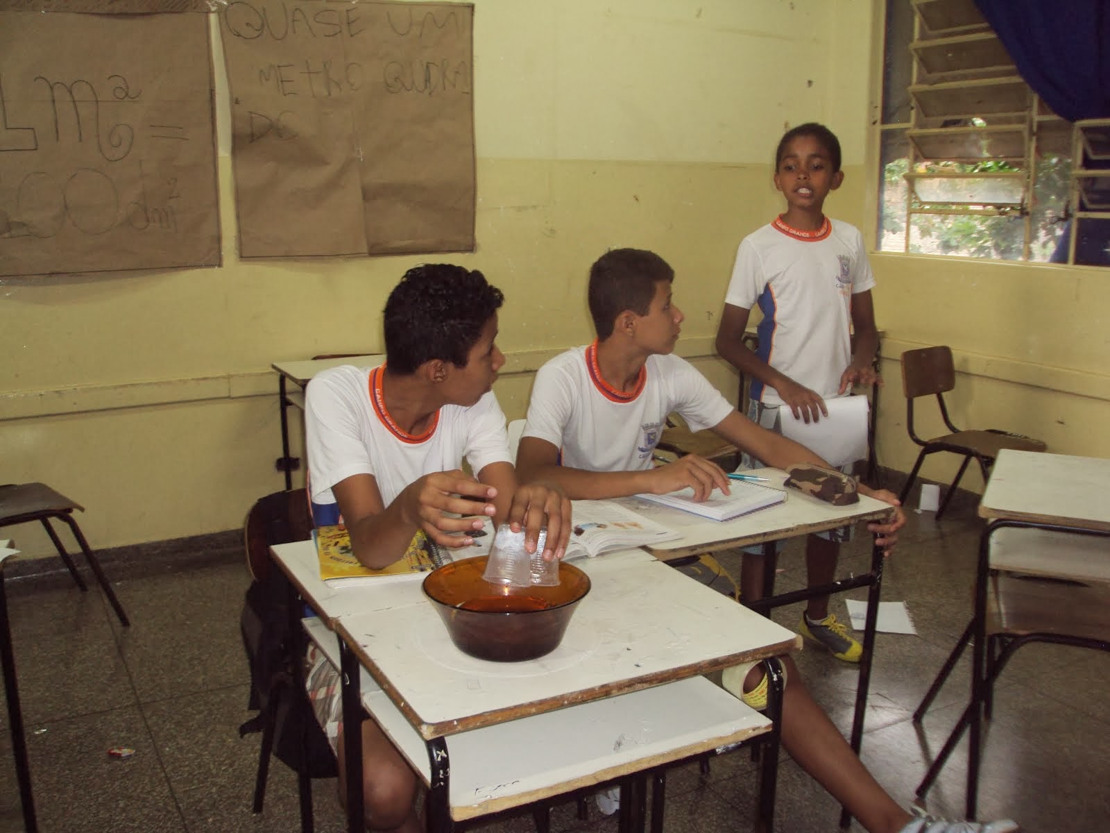 6º Ano  B - Experiência de Ciências