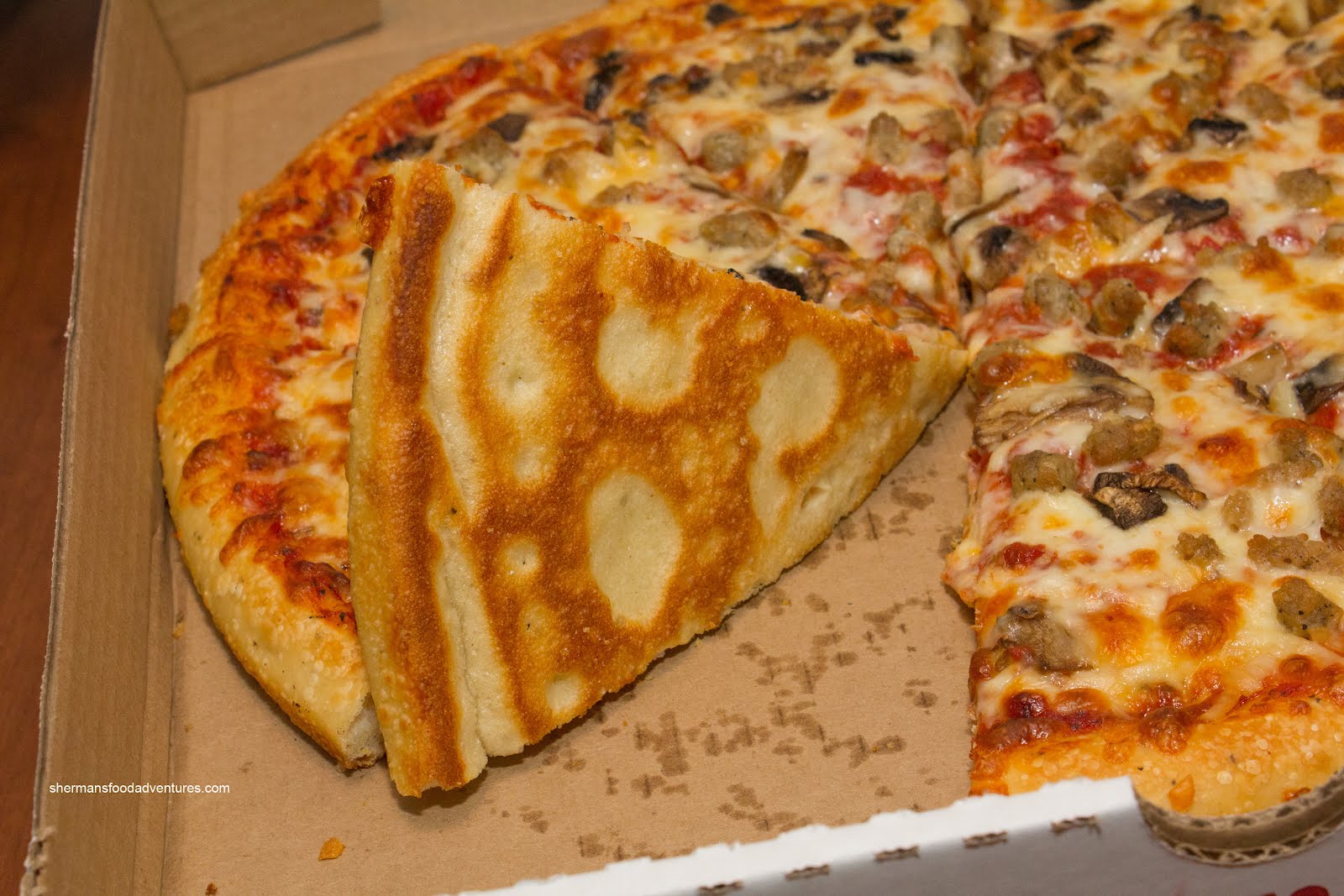 Sherman�s Food Adventures Mona Pizza