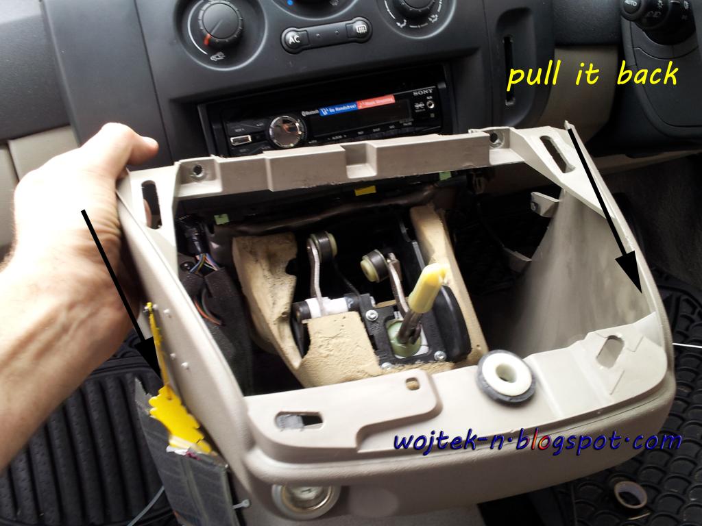 Now I have Renault Grand Scenic 2005 1.6 16V and had to solve problem with Parking B