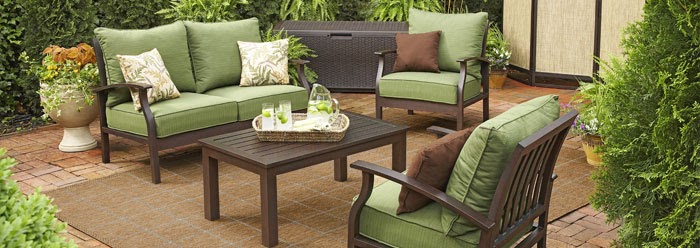 Making It Too Perfect: Trash to Treasure - Our Picnic Table