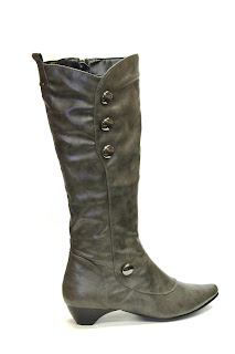 footwear emporium women woman winter boots men man shoes downtown kelowna