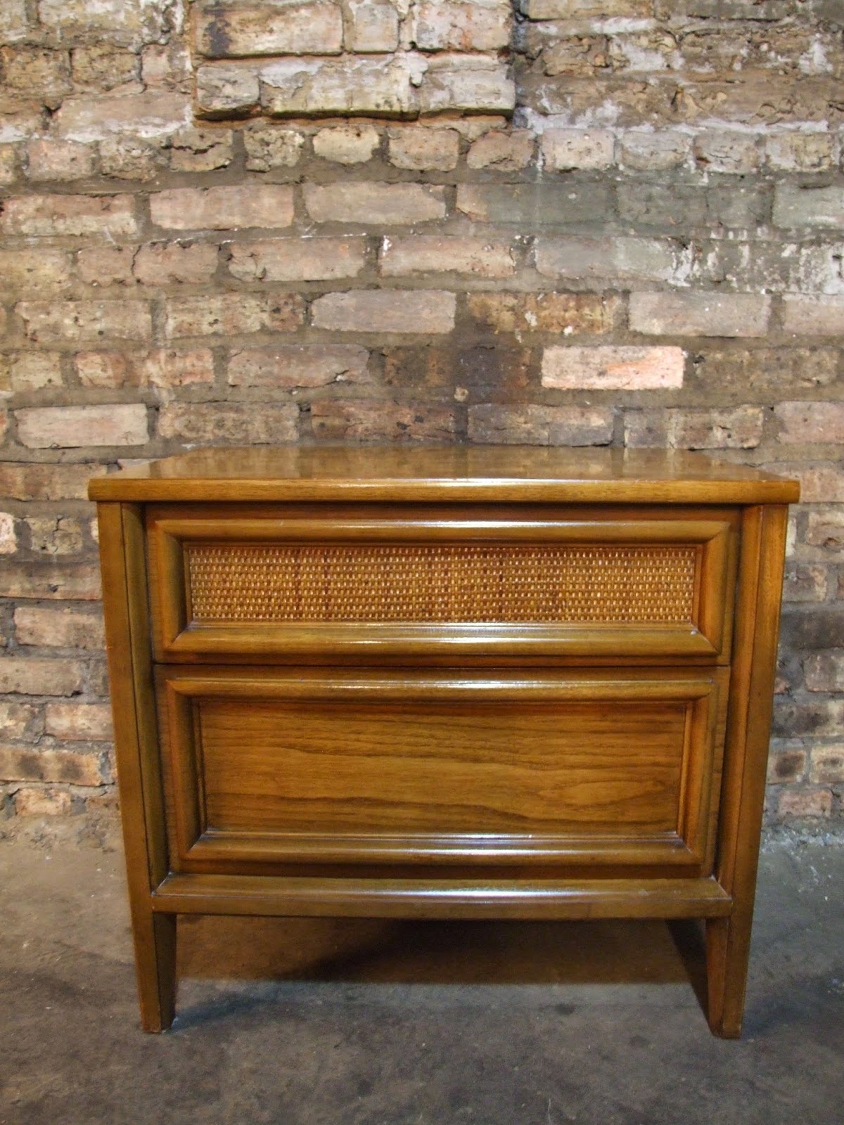 Mid Century Chicago Thomasville Nightstand